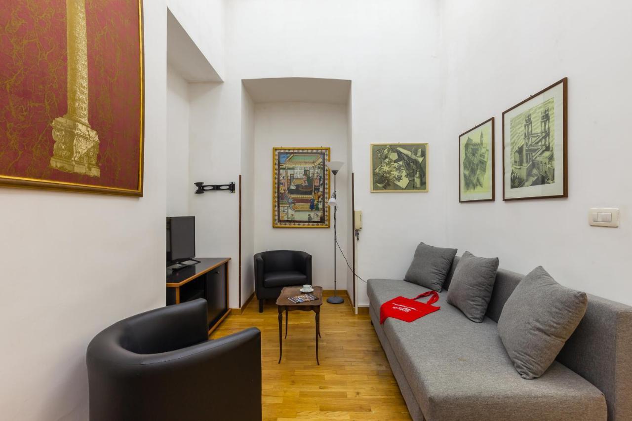 A due passi dal lungomare di Mergellina by Wonderful Italy Apartment Napoli Bagian luar foto